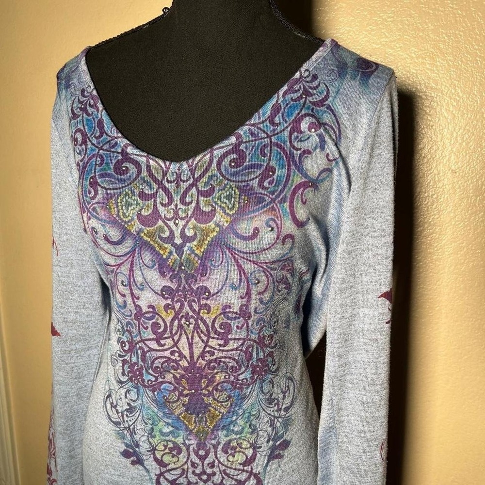 Live and Let Live Y2K Graphic Long Sleeve Knit Grunge Top Gray Purple Medium - Picture 3 of 7